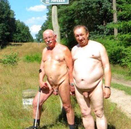 bence930512:  Sexy grandpas