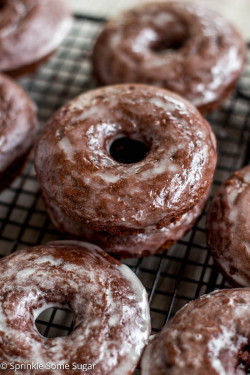 therecipepantry:  Glazed Chocolate Cake Donuts