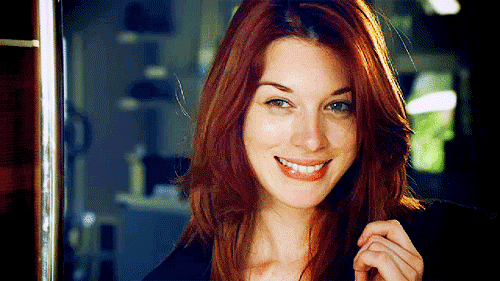 bottomsup-topsdown:  Can’t get enough of her smile.  Stoya