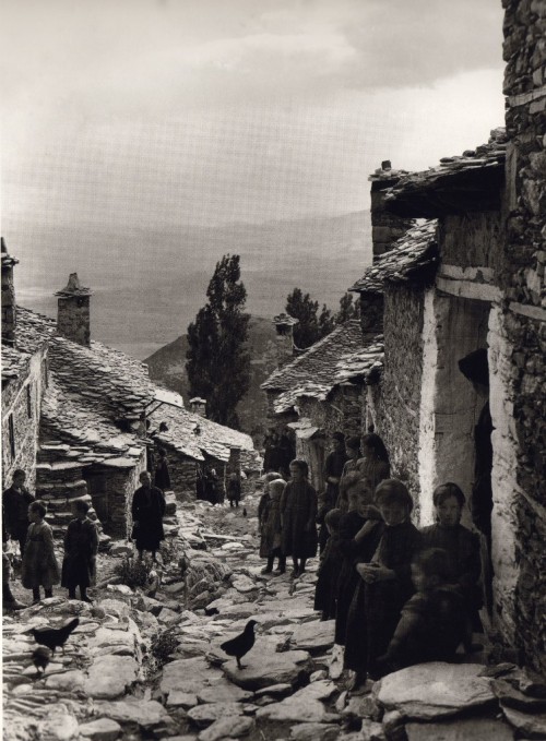 Area of Kokkinopoulo Elassonas, Greece by Fred Boissonnas (1903-1930) 