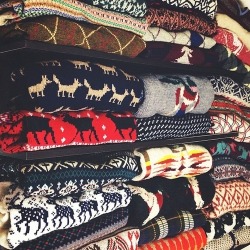 rose-amour:  Sweaters on We Heart Ithttp://weheartit.com/entry/73197315/via/AbbyHoneyy