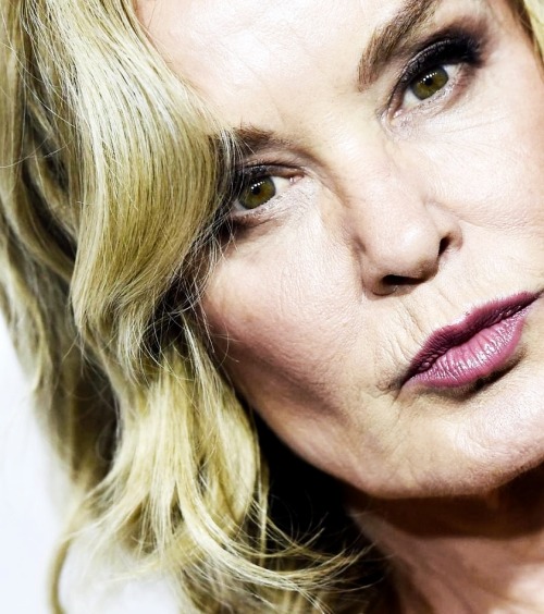 fionagoodeinthehoode:  ‘I’ve never been that concerned about what people think of me’ - Jessica Lange