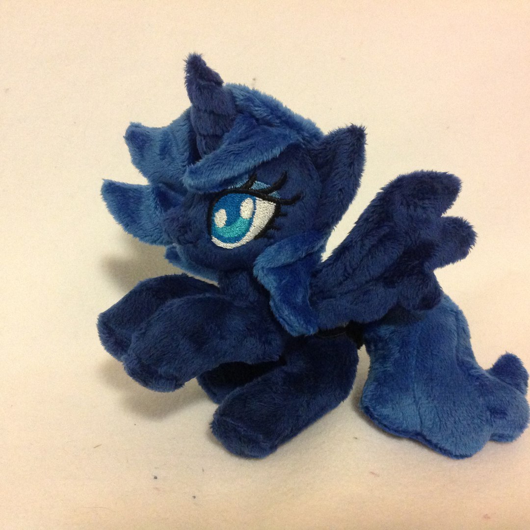 burgunzik:  Mini Luna   My shop on Etsy: https://www.etsy.com/shop/BurgunzikShopMy