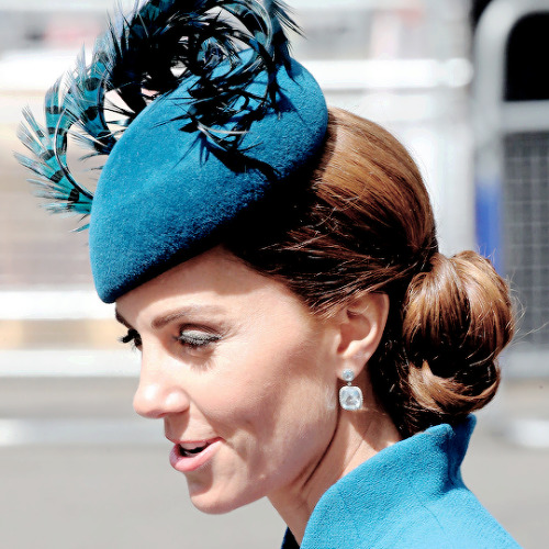 theroyalsandi:The Duchess of Cambridge attends The Anzac Day Service of Commemoration and Thanksgi