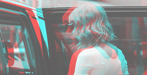 mildestdream-blog:New York…be hereBut you’re in London, and I break downBecause it’s not fair that y