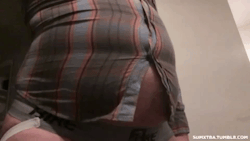 sumxtra: Old button shirt couldn’t contain all the belly. Check out that ripple effect