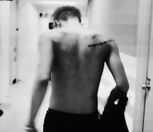randomkpopstuffz:  orange-unnie: щ(ಥДಥщ)   Don’t you strip in my face bastard.