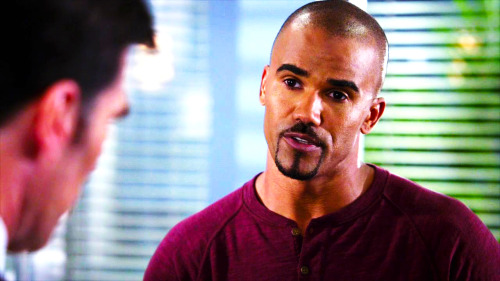 siobhan-martins:  willhalstud: 150 CHARACTERS ON TV. 2. Derek Morgan - criminal minds  No matter how awful you think it is, I promise you; you are not alone.