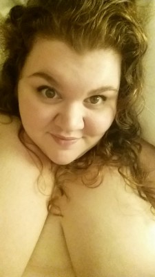 bigt123:  stidmanb:  bumsaremeantforspanking:  Out of town for work? Dirty hotel selfies it is then… ;)  Hello Beautiful!   I want to eat her assssss