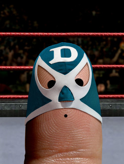 risasinmas:  Pulgar Lucha libre