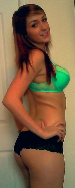 photobucketwhores:  Part 2