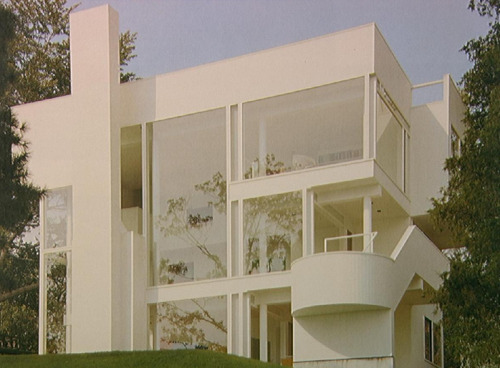 vuls:Meier R: HouseDarienSmith HouseView from south-east:detail of facade1965-1967