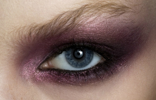 lamorbidezza:  Make-up at Valentino Spring 2009 