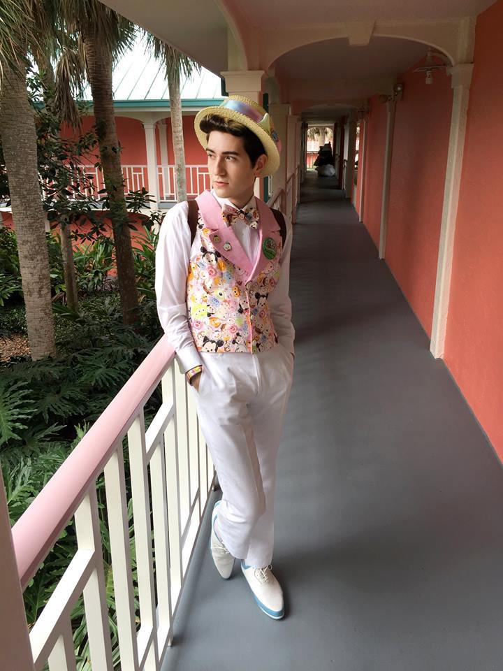 matticus-nightshade:  Some of my FAVORITE pics from Megan and Mine’s Dapper Day