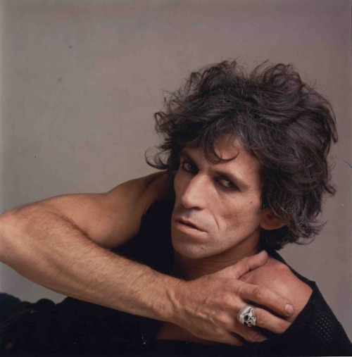 sadbarrett:  Keith Richards by Michael Halsband, 1981.