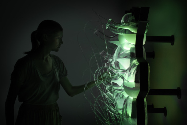 iheartmyart:  Bio-light…light fixture that runs on bacteria. (via natureoflight)