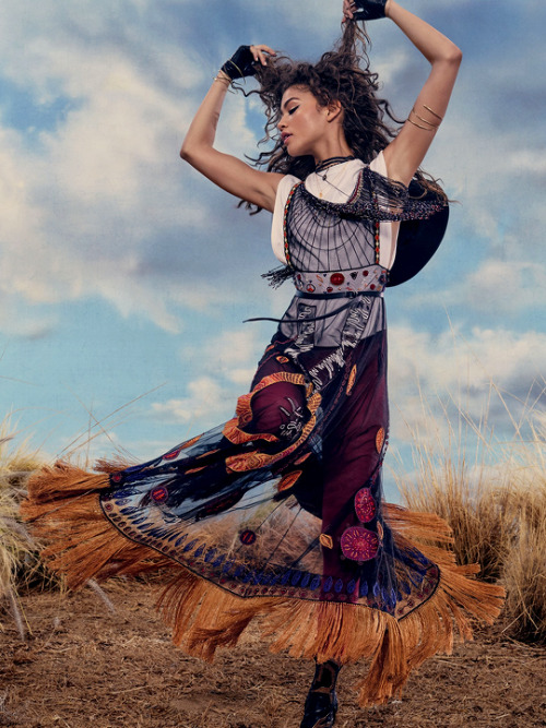 flawlessbeautyqueens:Favorite Photoshoots | Zendaya photographed by Mireya Acierto for W Magazine (2