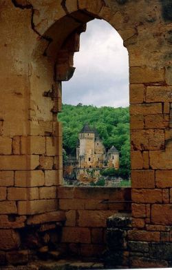 bonitavista:  Dordogne, France  photo via bertha 