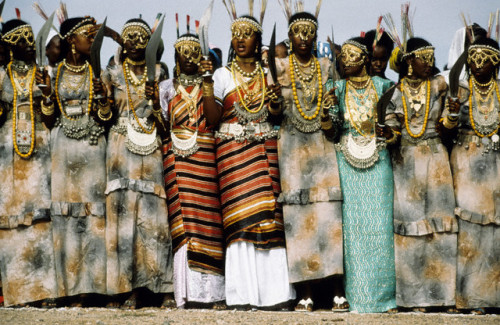 lostinurbanism:Djibouti Women by Patrick Frilet