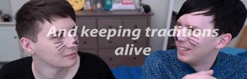 howelljesus:  here’s the soppy new years post nobody asked for. happy new year ya’ll!@danisnotonfire @amazingphil