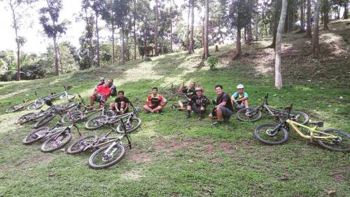 ridesouthpilipinas: at Basekamp, Pintong Bukawe