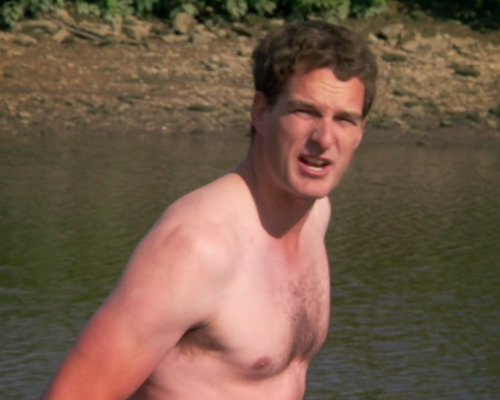 Dan Snow in Filthy Cities (TV)