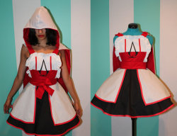 jennamoocow:  I MOST DEFINITELY JUST FOUND THE BEST APRONS/DRESSES EVER. The DA is here and commissions and sales are available.Also, omfg, like every fandom.  