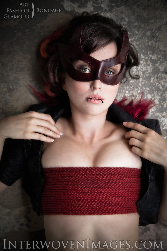 vivica-exastris:  MaillerPhong / Interwoven Images.  Model Vivica Ex AstrisMissHelium