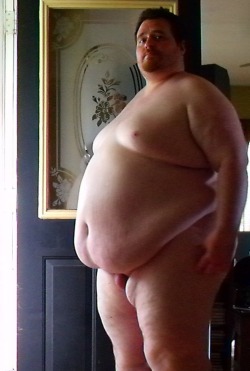 chubstermike:  lardfill:  Full Body   Full sexy body!!!!