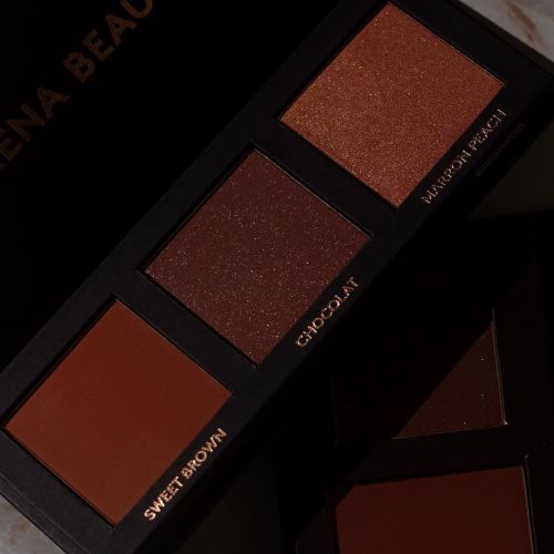 I mean, what more do you really need?!?The @marenabeaute blush and bronzer palettes are drop dead 