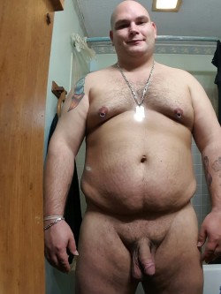 Allbearmagazine:  Iferni:  Herdaddyandhisprincessshowingoff:  Daddy About To Shower