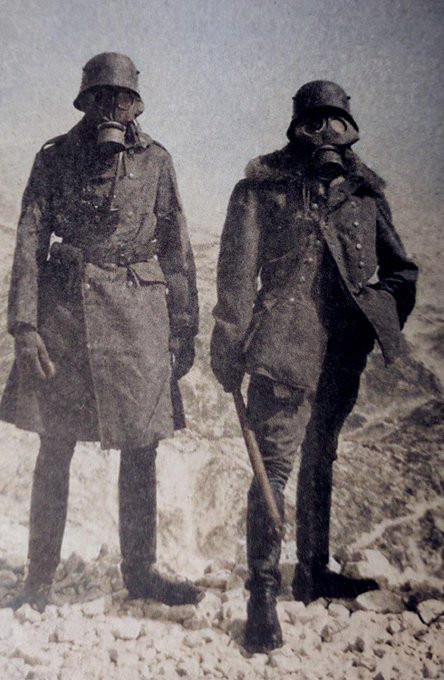 greatmilitarybattles: World War One Austrian trench raiders during the Caporetto offensive, 1917.&nb