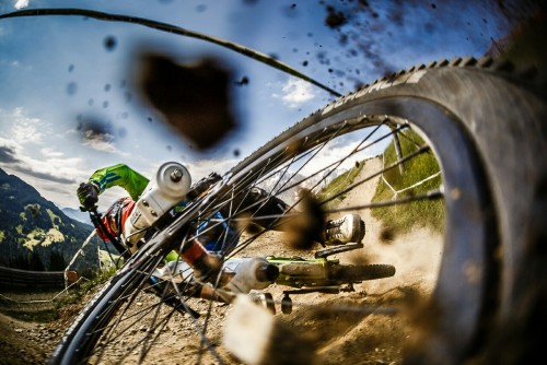 mtbdirty:grenade187: Unknown rider. Leogang, Austria. Photo cred - Lee Trumpore. www.facebook.com/mt