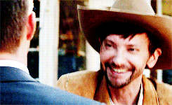 jessiepinkman:dean + reuniting with his loved ones