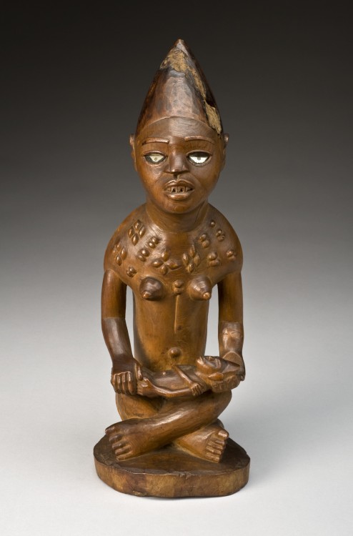 Phembe (mother-and-child statue) of the Yombe people, Democratic Republic of the Congo.  Artist unkn