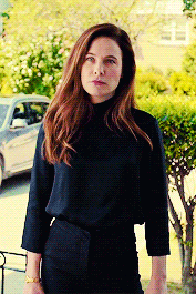 connerys:Mary’s outfits in s2.