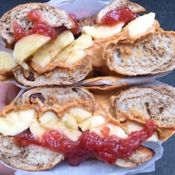 missnewfoodieblog:  Peanut butter jelly and