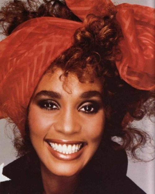 papapiusxiii: vintage hair inspiration: Whitney Houston, Julia Roberts, Mariah Carey, and Keri Russe