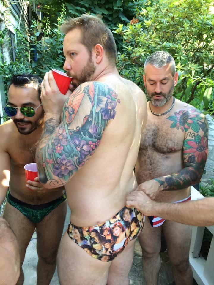 Blending Gay Shit Around