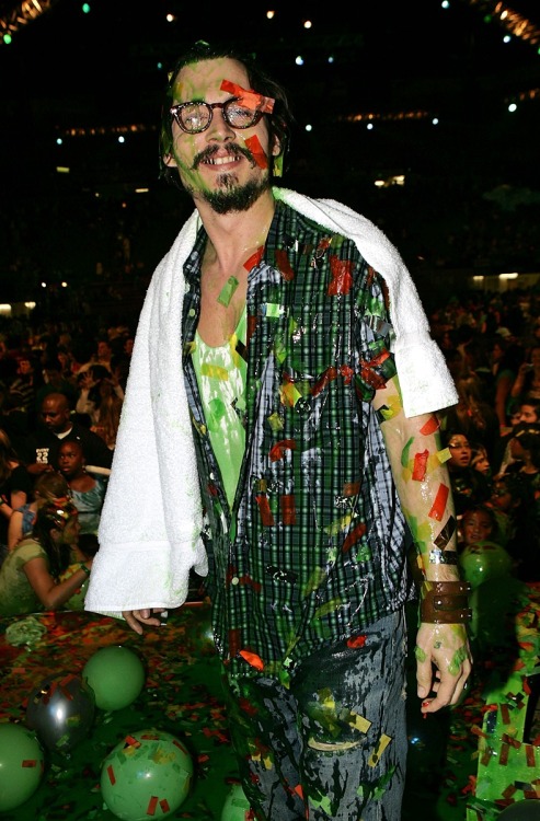 Behind the Scenes: A happy slimed Johnny Depp, 17 years ago, on April 2, 2005, after featuring and b