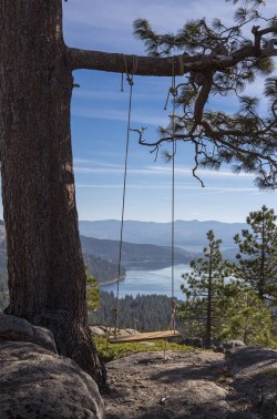 sea-passion:  Swing with a view by Justin Majeczky 