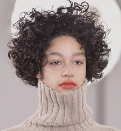 driflloon:  damaris @ pringle of scotland fw16 