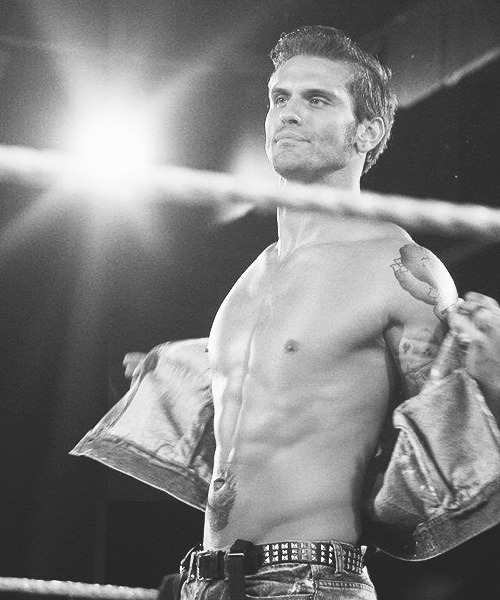 kingraves:  2/15 -> Corey Graves. porn pictures