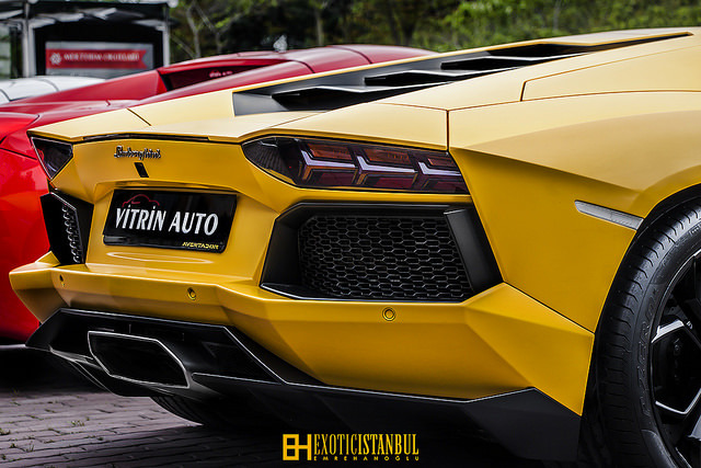 automotivated:  Lamborghini Aventador Lp700-4 by ehanoglu on Flickr. 