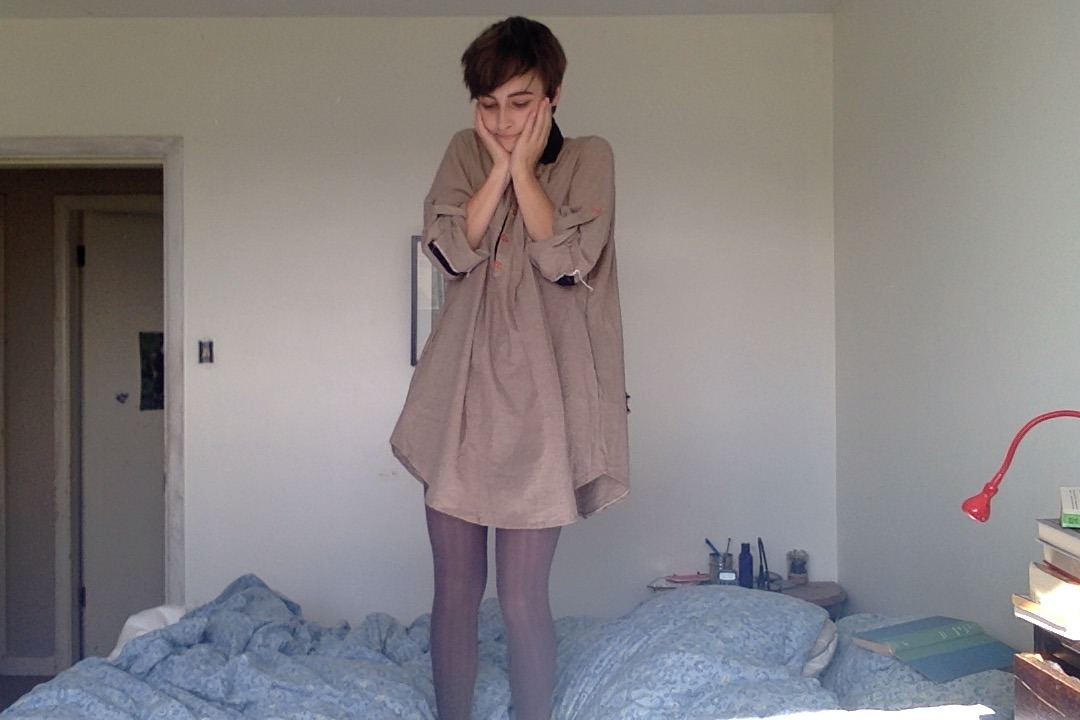 dirtbf:  dirtbf:  this dress makes me feel so cute   i had to stand on my parents