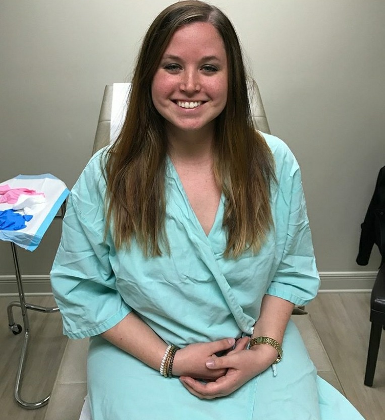 gynie-ville:  She visits the gynecologist as a regular part of her female health