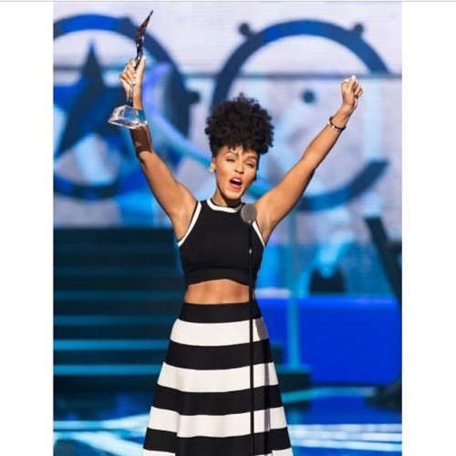 @janellemonae #2FroChicks #kinkycurls #curlyhair #afro #volume #curlfriends #beauty #BrownGurl #Brow