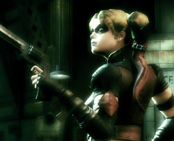  Injustice Gods Among Us : Harley Quinn 