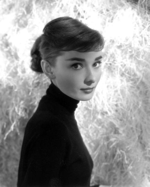 timelessaudrey: Audrey photographed by Bud Fraker at Paramount studios,1956