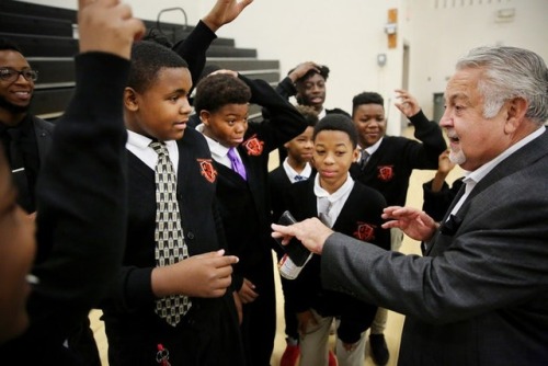 starsberrisnunicorns:‘50 students at Dade Middle School in Dallas had fathers who couldn&rsquo